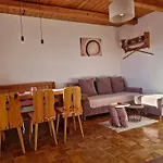Chaticka Chalet *